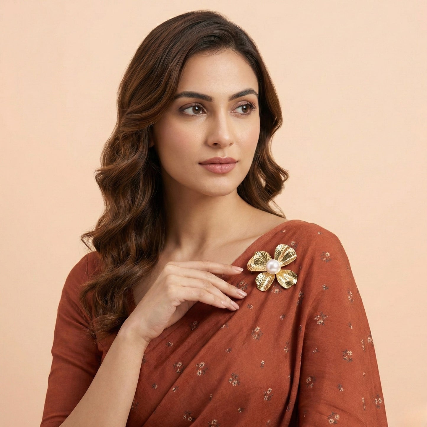 Lustre & Gold Floret Brooch