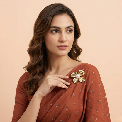 Lustre & Gold Floret Brooch