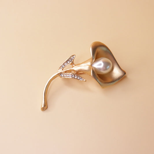 Pearl Calla Brooch