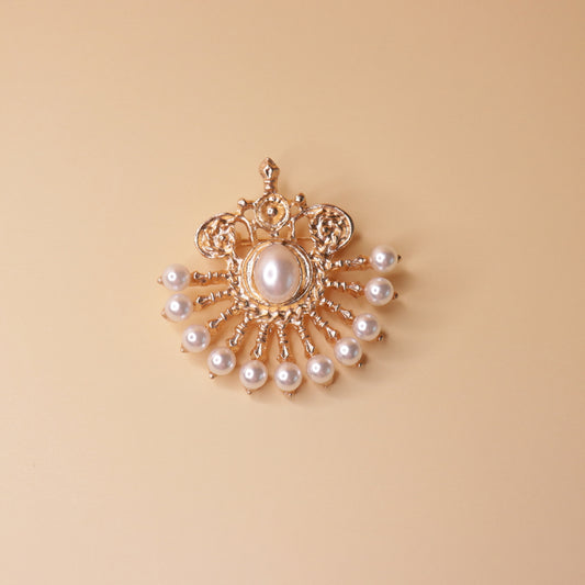Noor Jahan Pearl Brooch