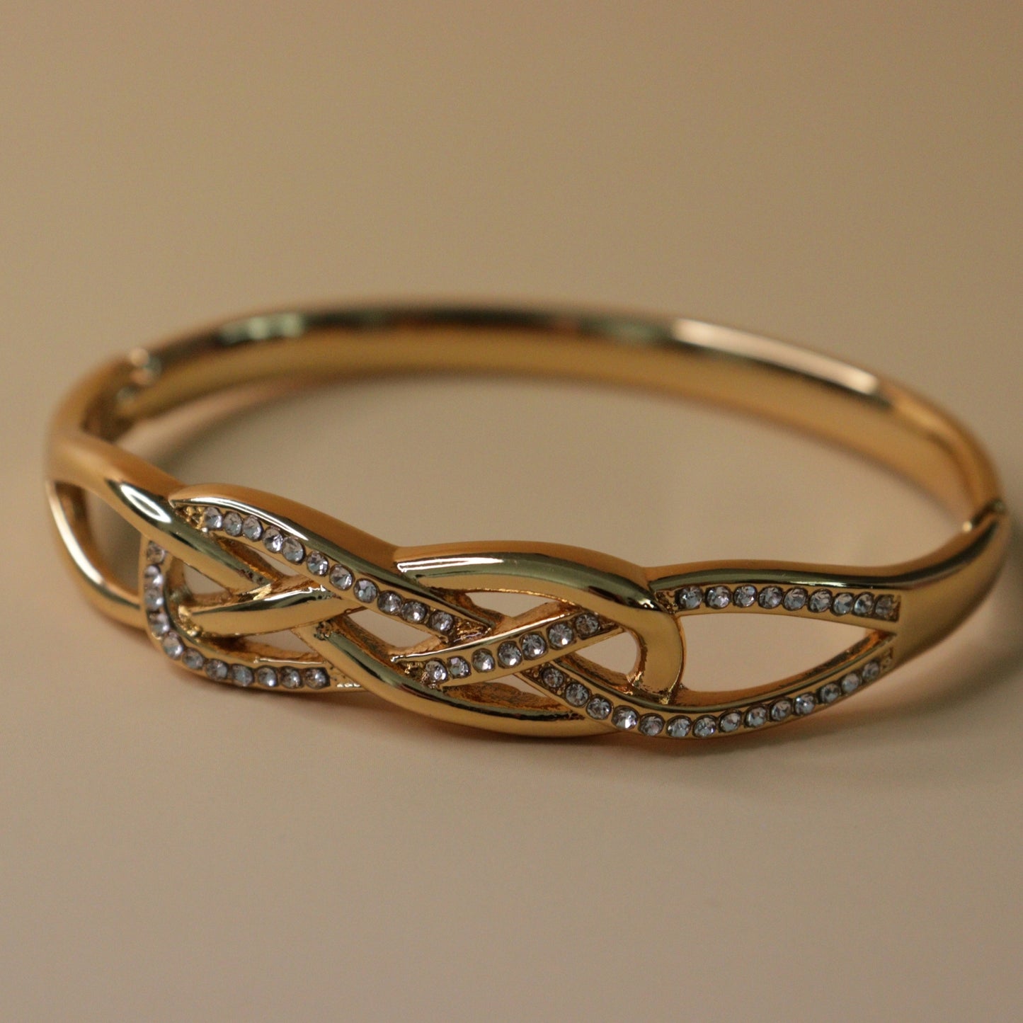 Golden Entwine Bracelet