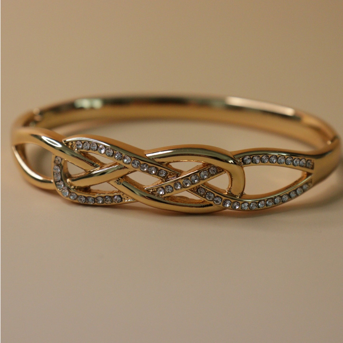 Golden Entwine Bracelet