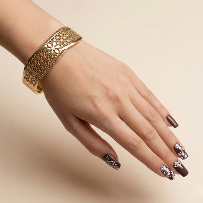 Swarnima Floral Lattice Bracelet