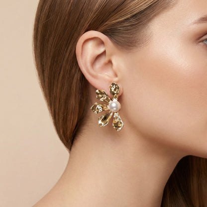 Flare Pearl Earrings