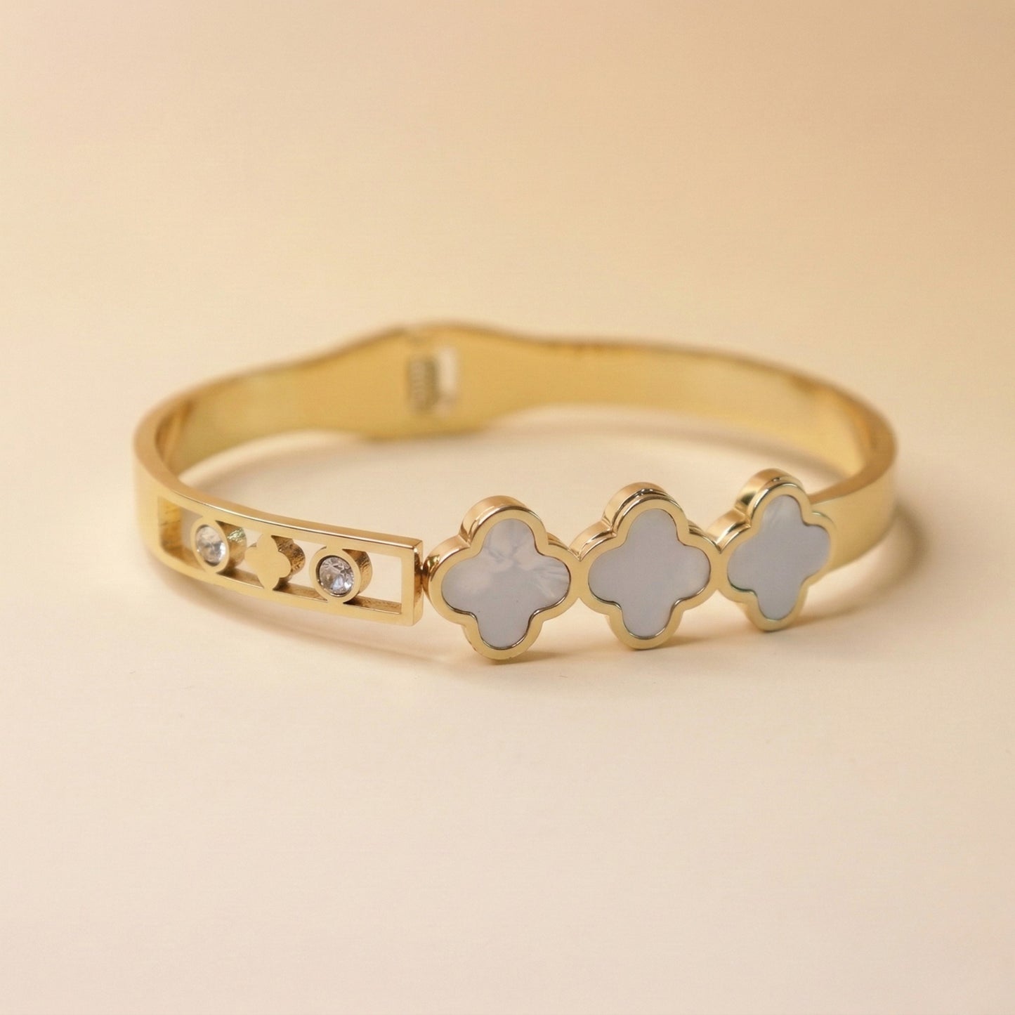 Floral Sparkle Bracelet