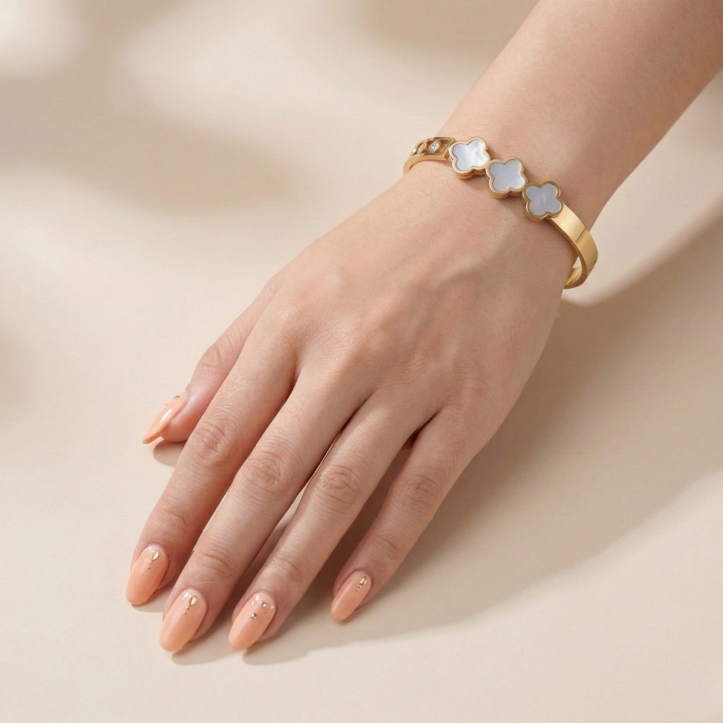 Floral Sparkle Bracelet