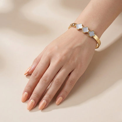 Floral Sparkle Bracelet