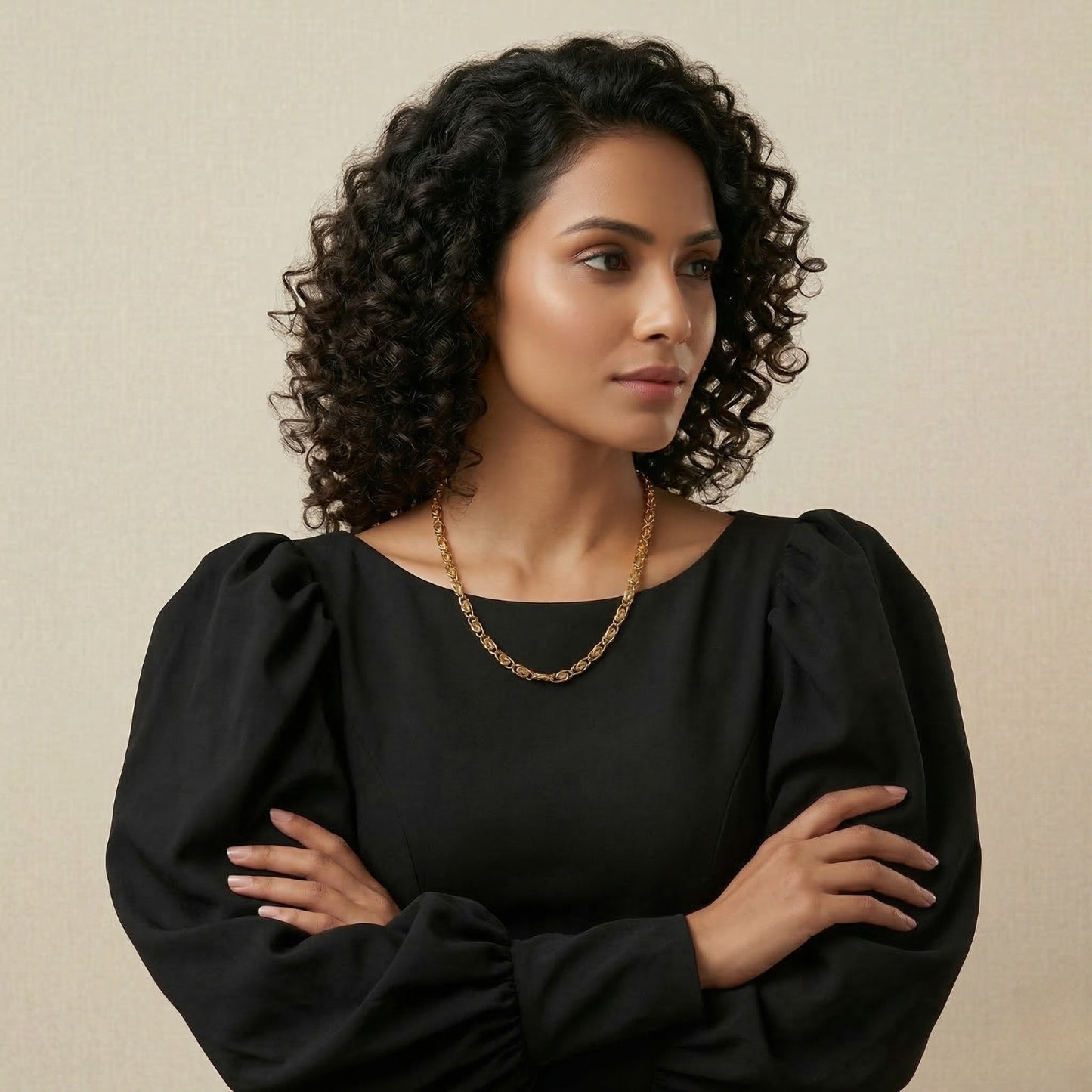 Eternal Scroll Neck Chain