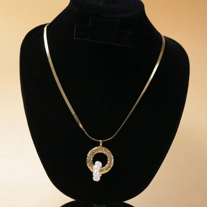 Pearl Cluster Neck Chain