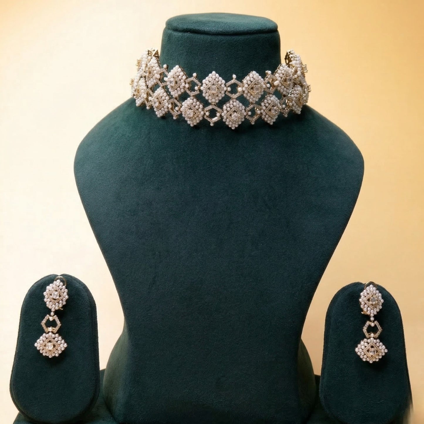 Lattice Pearl Choker Set