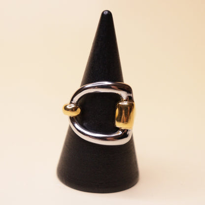 Equestrian D-Ring Clasp Ring