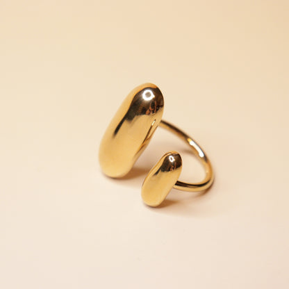 Auric Pebble Ring
