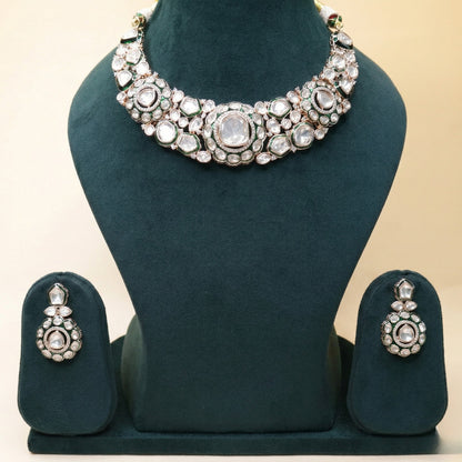 Begum Emerald Set