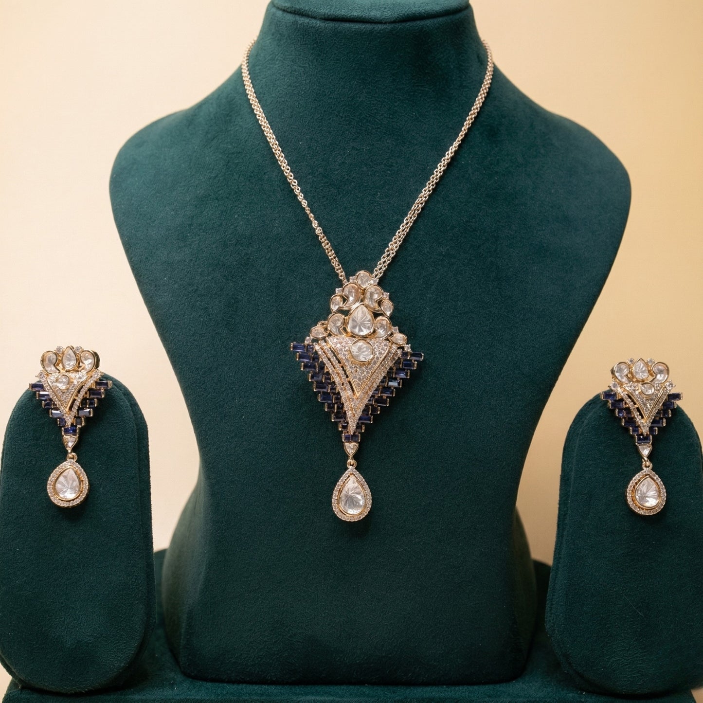 Royal Shield Polki Set