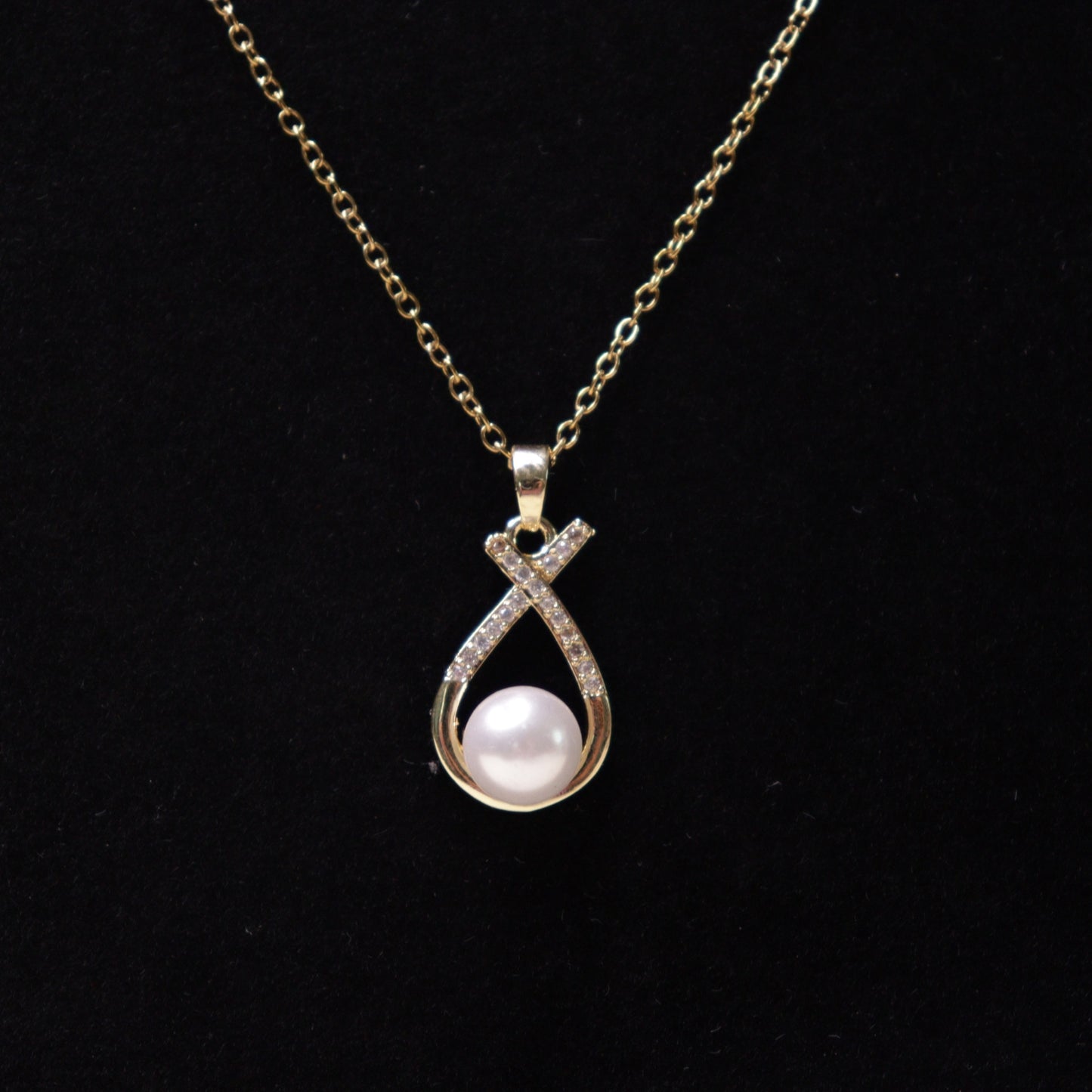 Pearl Embrace Set