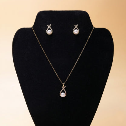 Pearl Embrace Set