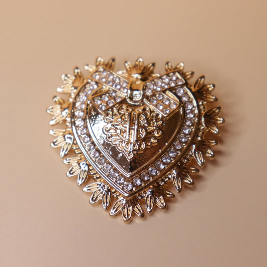 Gilded Heart Ribbon Brooch