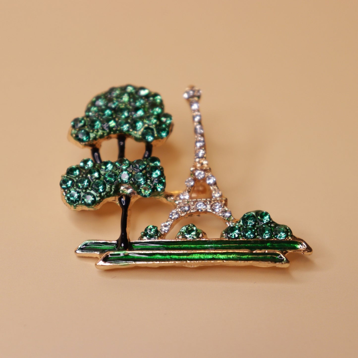 Emerald Paris Scenic Brooch