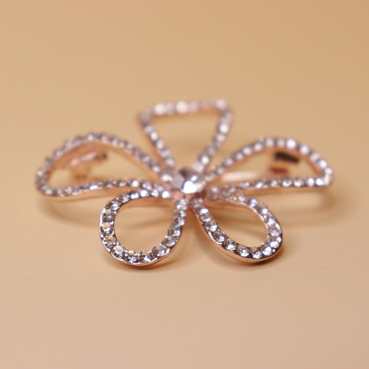 Sparkling Flower Brooch