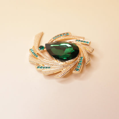 Radiant Emerald Swirl Brooch