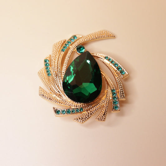 Radiant Emerald Swirl Brooch