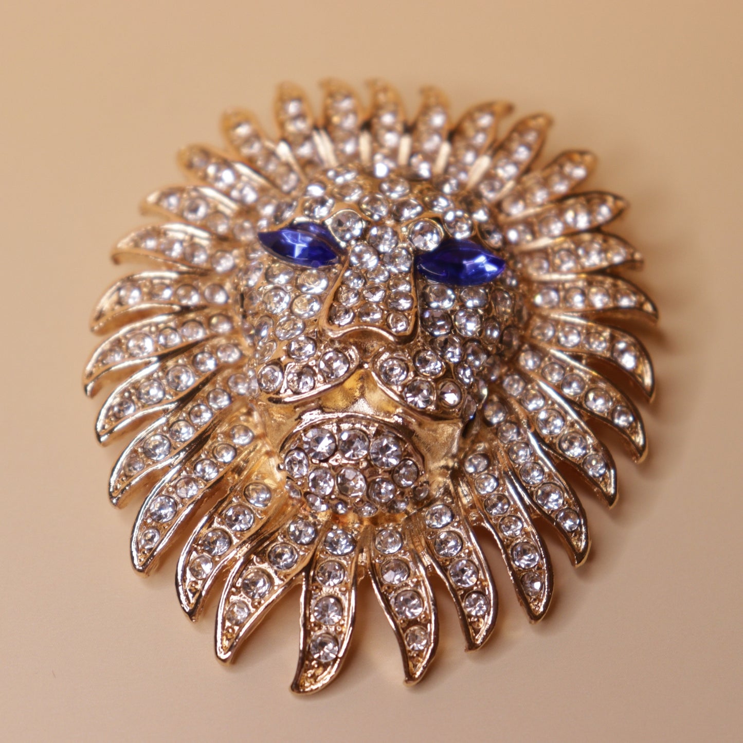 Majestic Sapphire-Eyed Lion Brooch