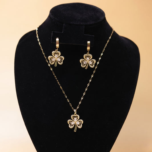 Golden Clover Charm Set