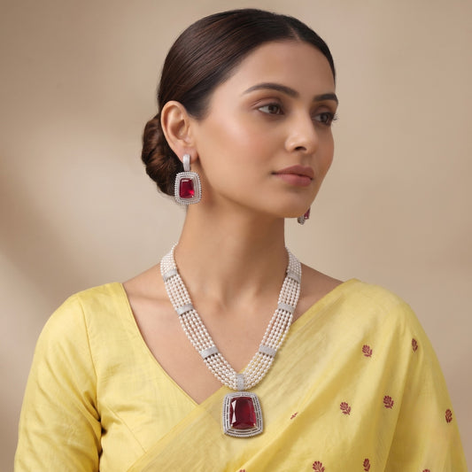 Grand Allure Pearl Set