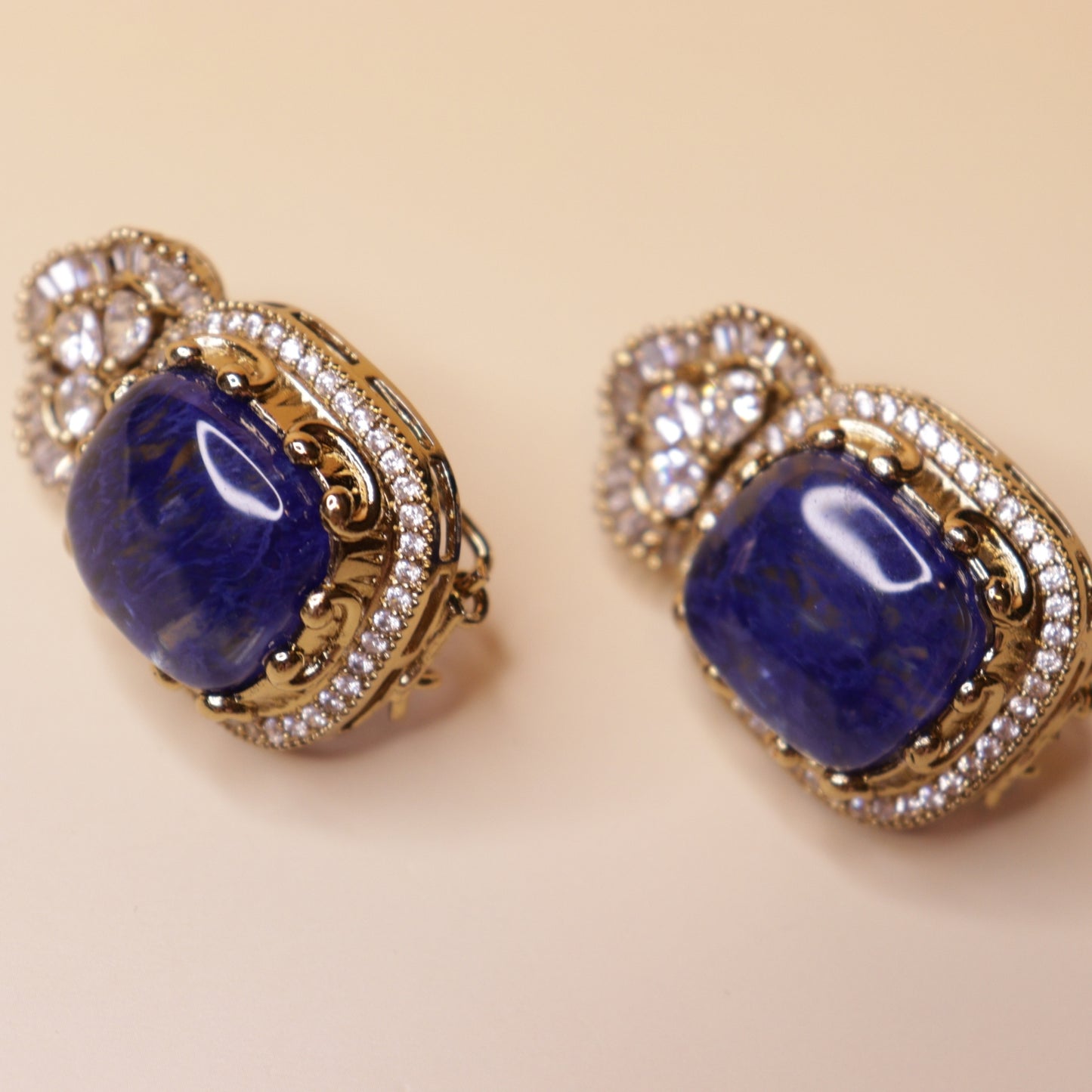 Shiny Crown Earrings