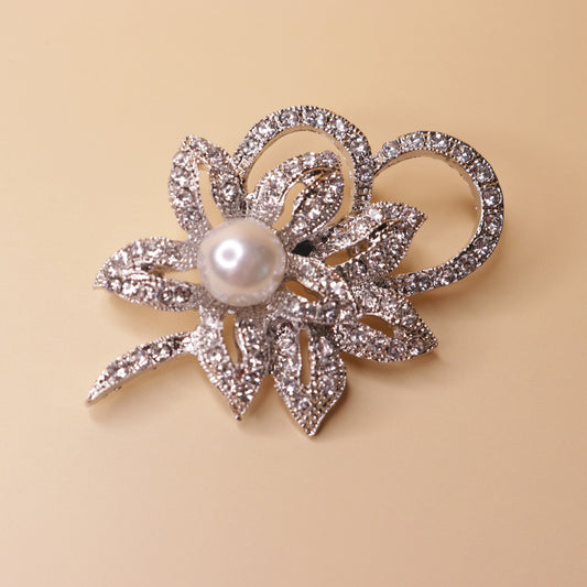 Silver Pearl Bloom Brooch