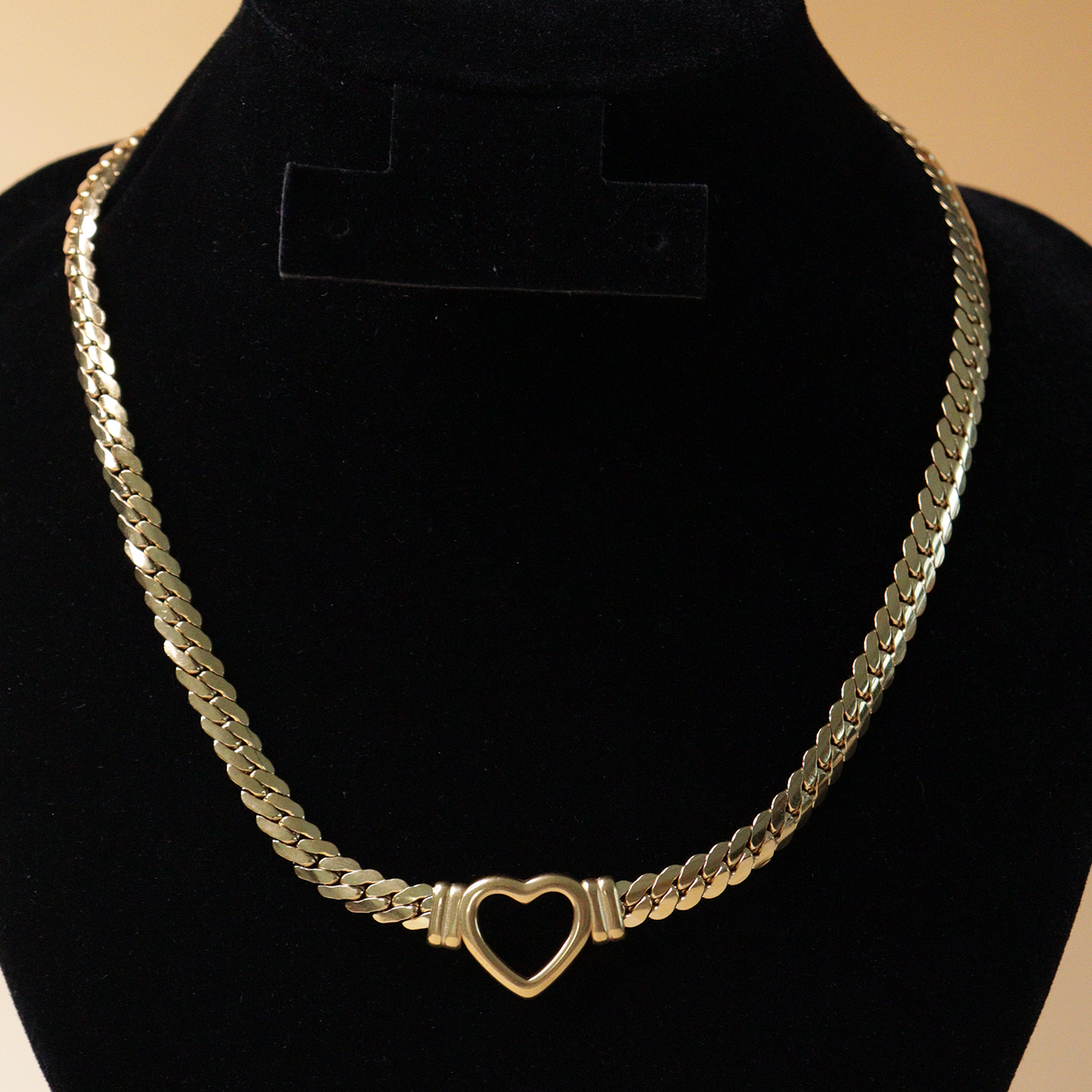 Heartline Cuban Neck Chain