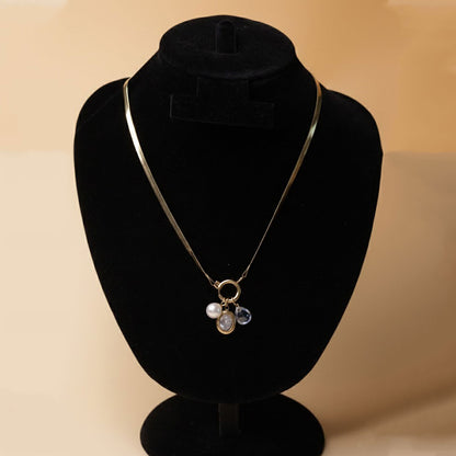 Classic Aura Pearl Neck Chain