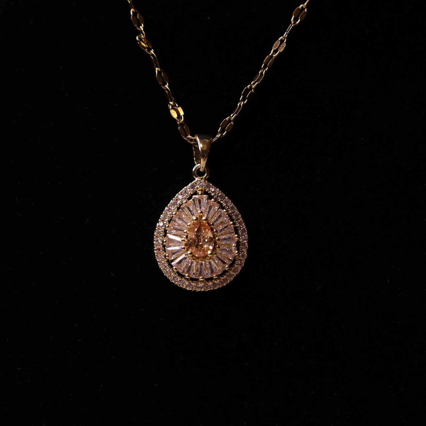 Ethereal Gold Pendant Set